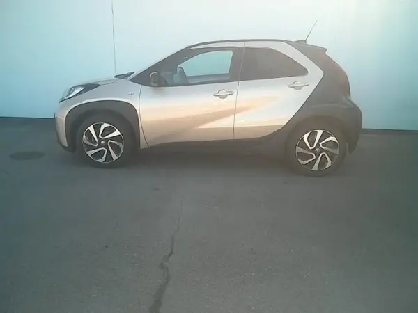 AYGO X